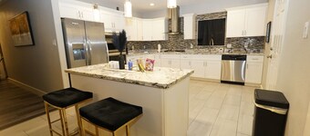 3-bedroom 5 beds  in terrific Houston with WiFi, AC, Tvs 5 minutes from downtown