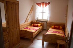 2 Schlafzimmer, Bügeleisen/Bügelbrett, kostenloses WLAN, Bettwäsche