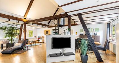 Ferienhaus 'Weitblick' mit Bergblick, Gemeinschaftsterrasse und Wi-Fi