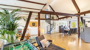 Spielezimmer