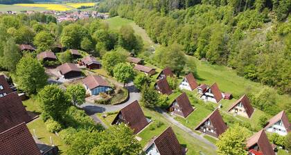 Ferienhaus 'Waldperle' mit Bergblick, privater Terrasse und Wi-Fi