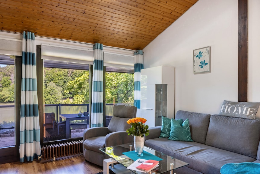 Ferienhaus 'Sweet Home' Mit Bergblick, Privater Terrasse Und Wi-fi - Ronshausen