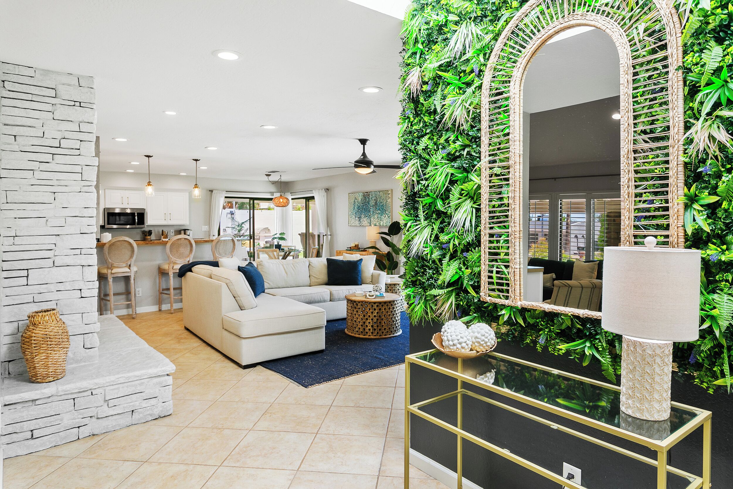 电子游戏、乒乓球、书