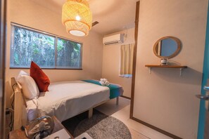 Basic House | 3 bedrooms, iron/ironing board, free WiFi