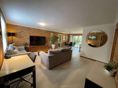 Spacious 3 bedroom beach apartment.