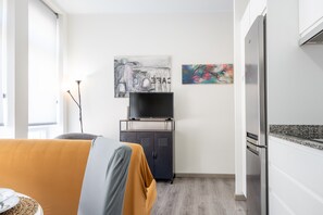 TV - Holiday flat in the centre of Llanes and next to the beach (Llanes)