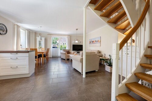 Ferienhaus 'Huus Alex' mit privater Terrasse, privatem Garten und Wi-Fi