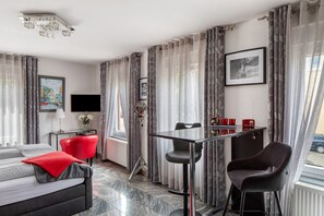 1 soverom, wi-fi (inkludert) og sengetøy