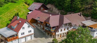 Apartment 'Kirschzauber' with Shared Terrace, Balcony and Wi-Fi