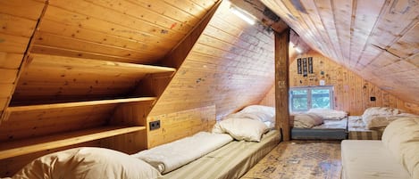 4 bedrooms, free WiFi