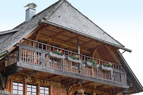 Holiday Apartment 'Hisli' with Mountain View, Balcony and Wi-Fi