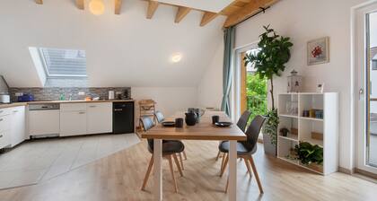 Ferienwohnung 'Panoramablick' mit Privatterrasse, Balkon und Wi-Fi