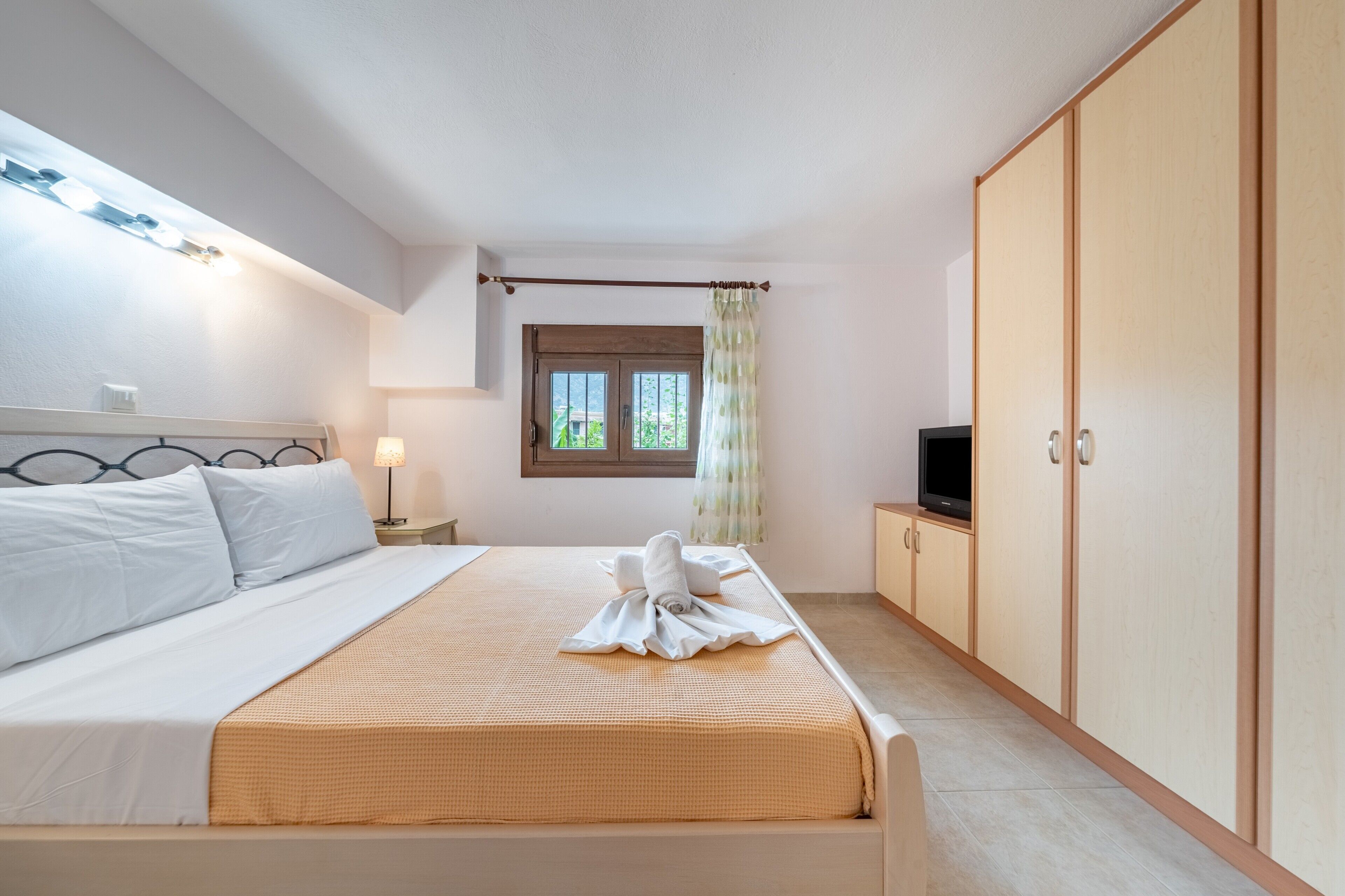 2 bedrooms, free WiFi