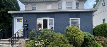 Cozy 3BR Apartment with Private Entry & Parking in Elizabeth, NJ