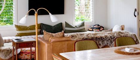 Apartment, 2 Bedrooms | Living area