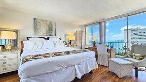 1 sovrum, skrivbord, strykjärn/strykbräda och gratis wi-fi