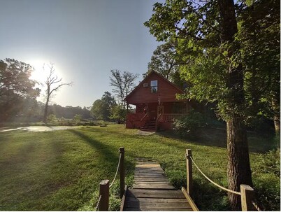 2 Homes on 50 Acres-Family & Work Crew Ready