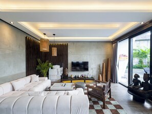 Living room - Iri Villas Ubud (Kemenuh)