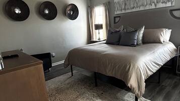 3 chambres, bureau, Wi-Fi, draps fournis