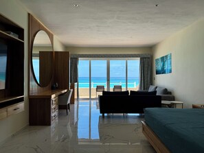 5 chambres, coffres-forts dans les chambres, fer et planche à repasser