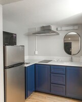 Fridge, microwave, stovetop