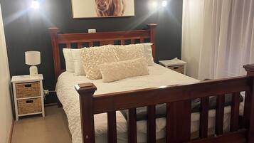3 dormitorios, tabla de planchar con plancha, wifi y ropa de cama
