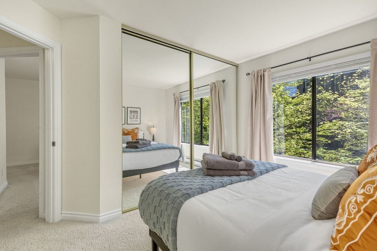 2 chambres, fer et planche à repasser, Wi-Fi gratuit, draps fournis