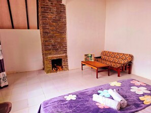 Memory-foam beds, free WiFi