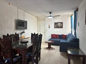 Smart TV - Beautiful apartment with a pool Ixtapa Zihuatanejo with WiFi, AC (Ixtapa Zihuatanejo)