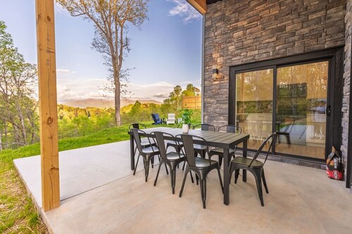 Eagle Retreat Mountain Getaway