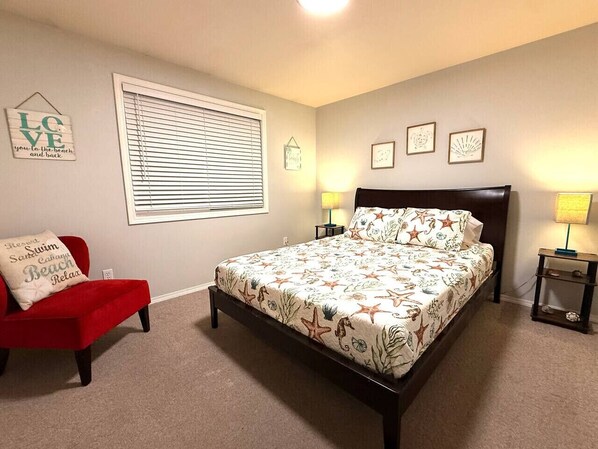 2 bedrooms, desk, iron/ironing board, travel cot