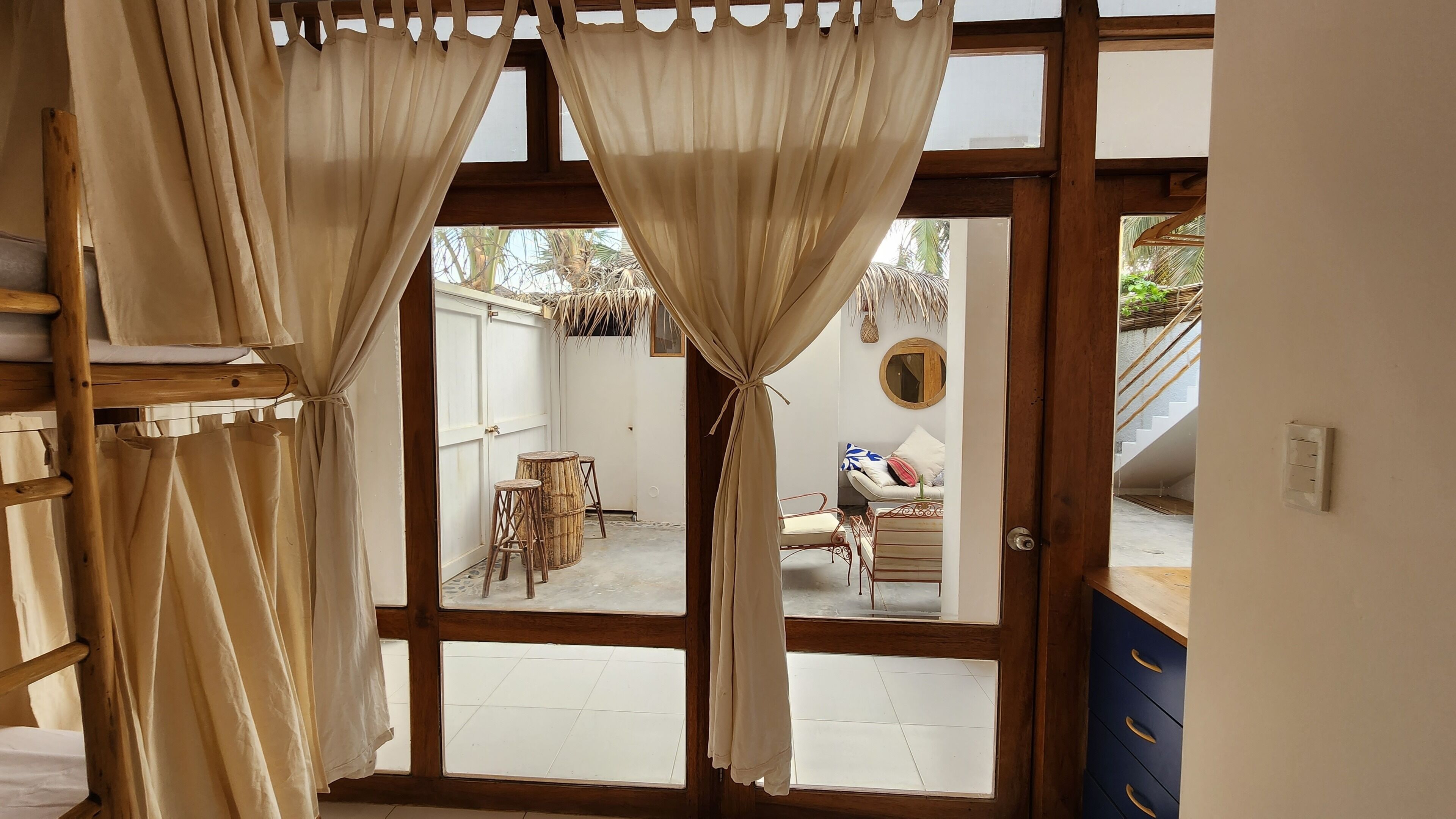 Classic Shared Dormitory, Patio, Courtyard View | Wi-fi percuma 