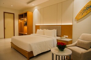Garden Courtyard | In-room safe, desk, laptop workspace, soundproofing - The Shore Trishvam (Puducherry)