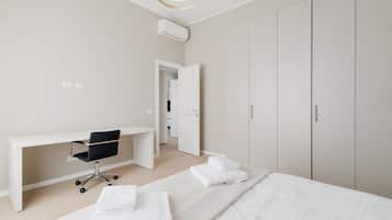 2 Schlafzimmer, Schreibtisch, Bügeleisen/Bügelbrett, WLAN
