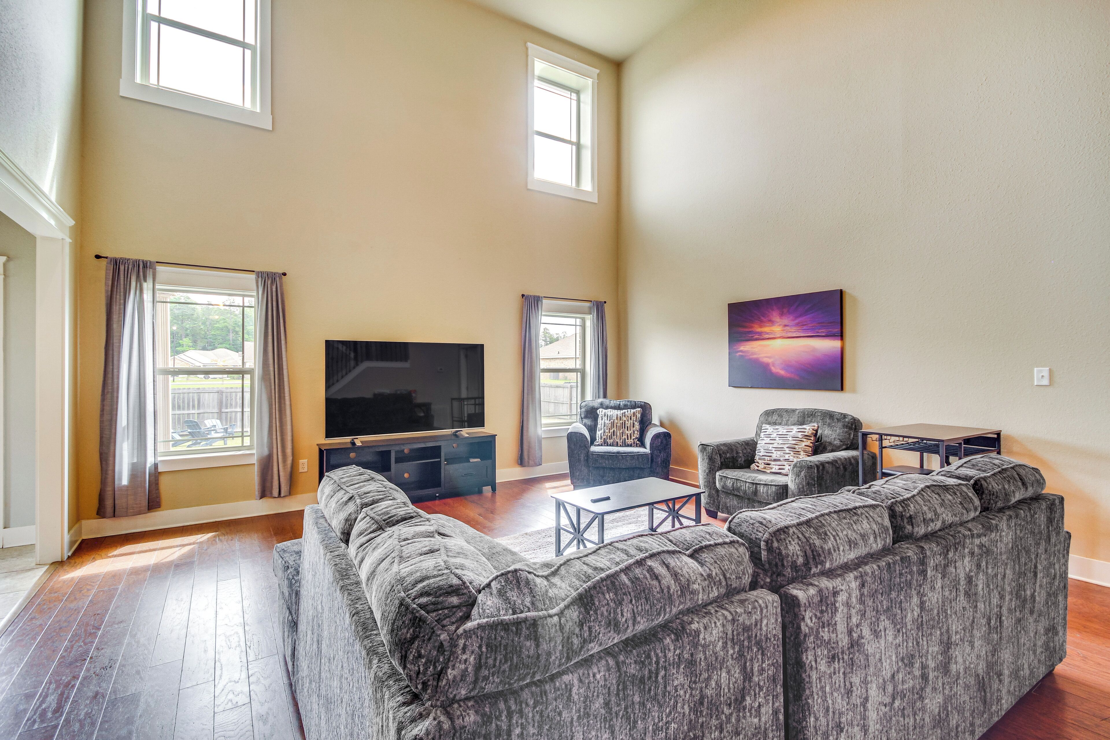 10 Mi To Gulfport Beaches: Family Home W/ Patio - 걸프포트