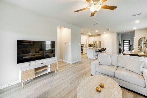 3 Mi to Downtown Princeton: Home w/ Spacious Yard!