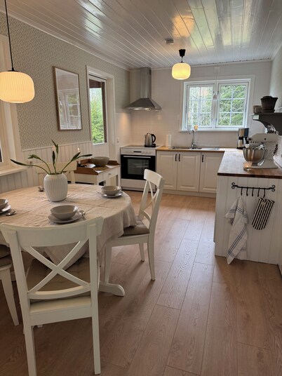 NEW renovated vacation home in Sweden with sauna, boat and canoe