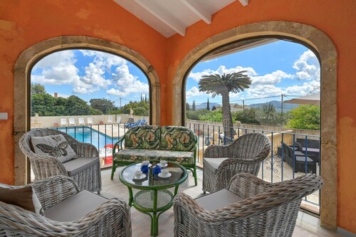 Ker Blanc in J vea With 5 Bedrooms and 4 Bathrooms