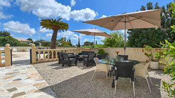 Biệt thự | 4 phòng ngủ