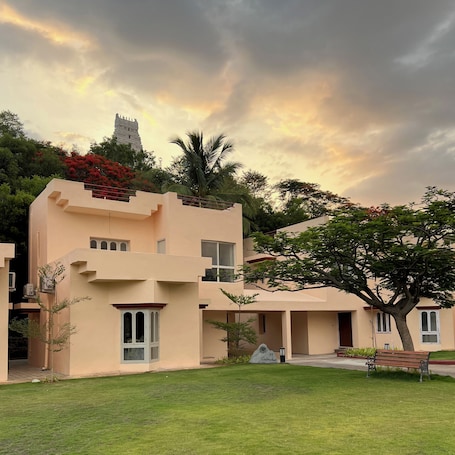 Exterior. Kyra Wellness Resort