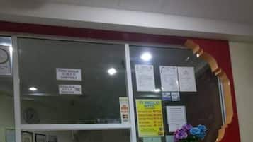 Meja sambut tetamu
