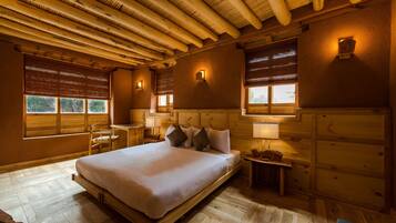 Executive Villa, 2 Bedrooms, Garden View | 2 bedrooms, premium bedding, desk, free WiFi