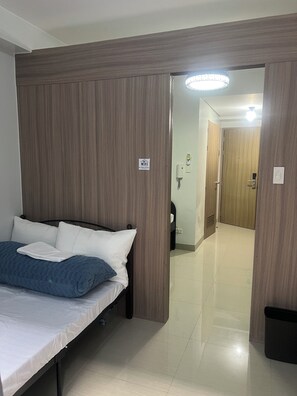 1 camera, ferro/asse da stiro, Wi-Fi, lenzuola