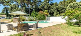 Quiet house with private pool, under the pines - Ile de Ré