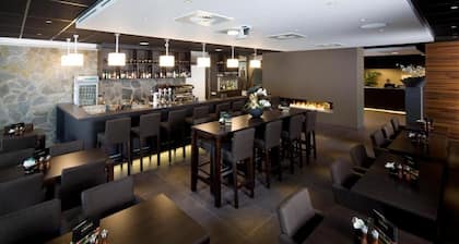 Wellness Stay with Pool and Parking Near Town and Attractions