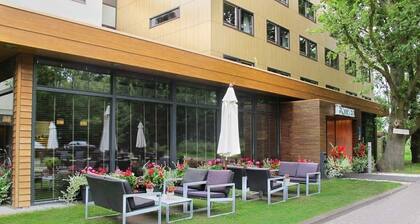 Wellness Escape Near Attractions with Parking and Pool