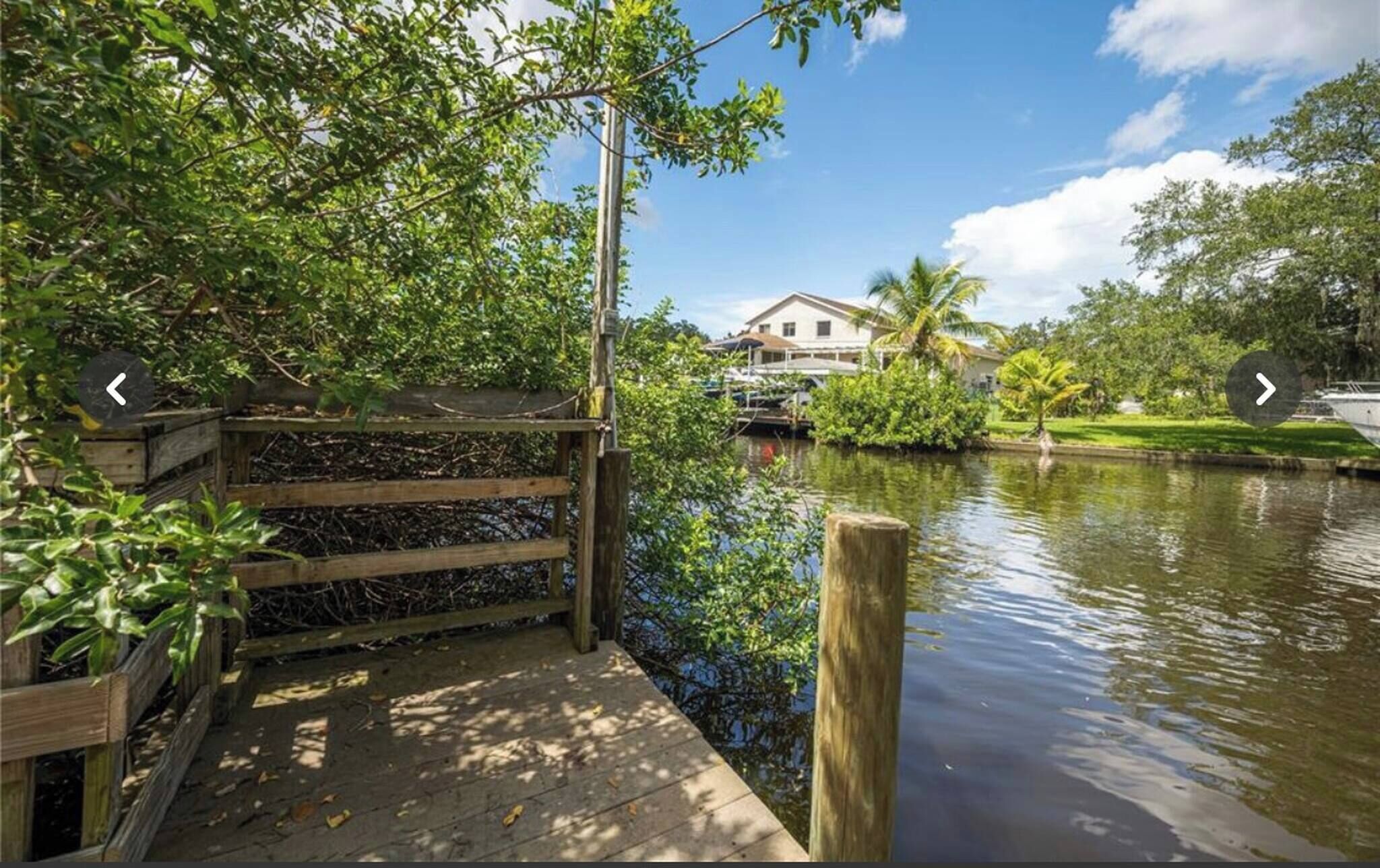 House, 2 Bedrooms, Smoking, Private Pool | Property grounds