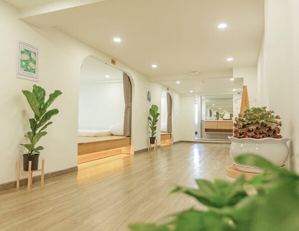 Căn hộ Tiêu chuẩn, quang cảnh thành phố | Bàn, khu vực làm việc phù hợp cho laptop, màn/rèm cản sáng