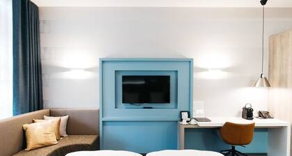 Comfortable Urban Stay Close to Limburg’s Top Attractions!