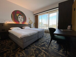 3 quartos, Wi-Fi de cortesia, roupa de cama
